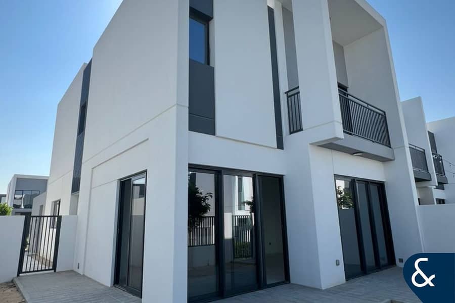 4 Bedroom | Notice Served | Available Dec 26