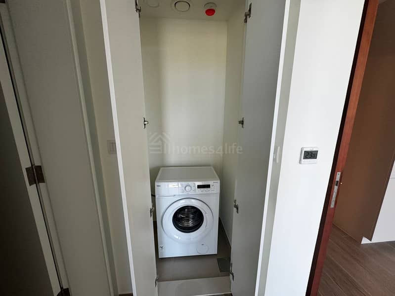 Larger | Vacant | New | Pool View | - Image 7