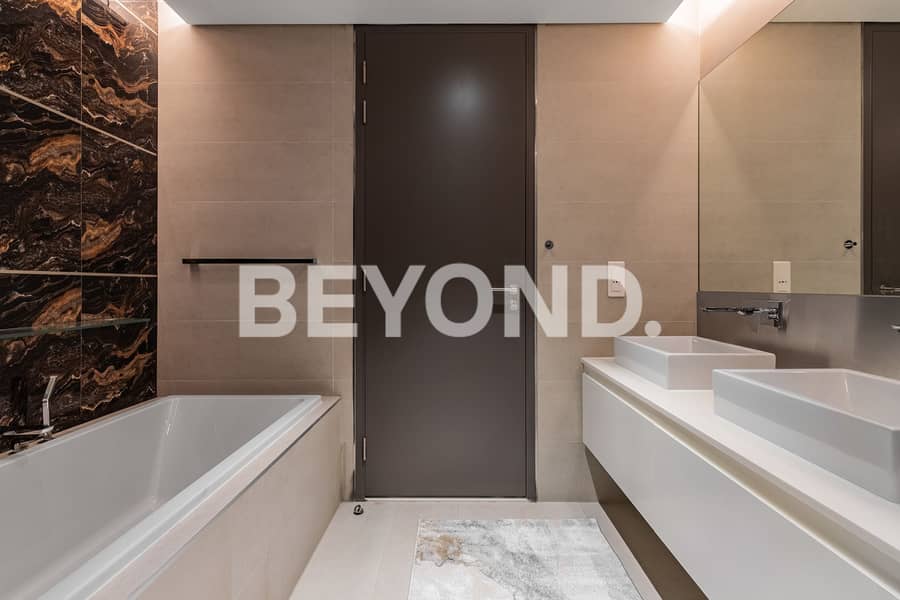 Fully Upgraded | Spacious Layout | Quiet luxury - Image 7