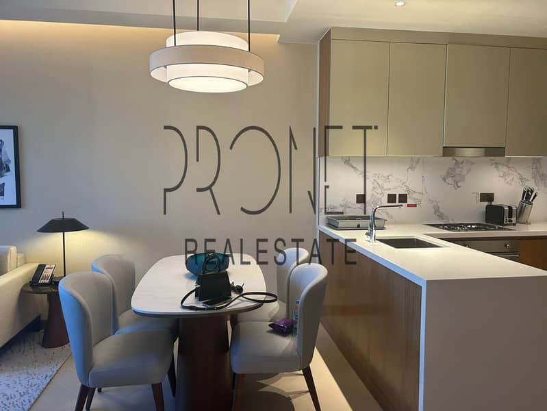 Mid floor | Rented | Boulevard view