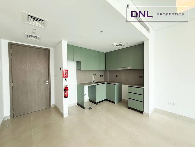 Ready To Move | High Floor | Sea Side