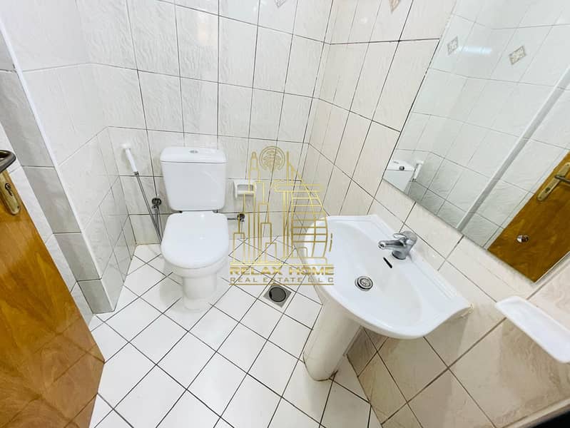 Lavish 1BHK | Chiller Free | Close Metro | Amazing Layout - Image 11