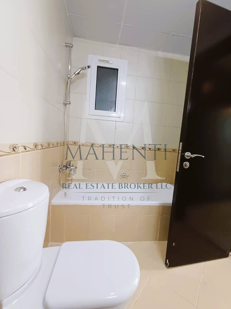 Spacious | ONE BEDROOM | Bright Layout Big Size Unit Park Facing - Image 16