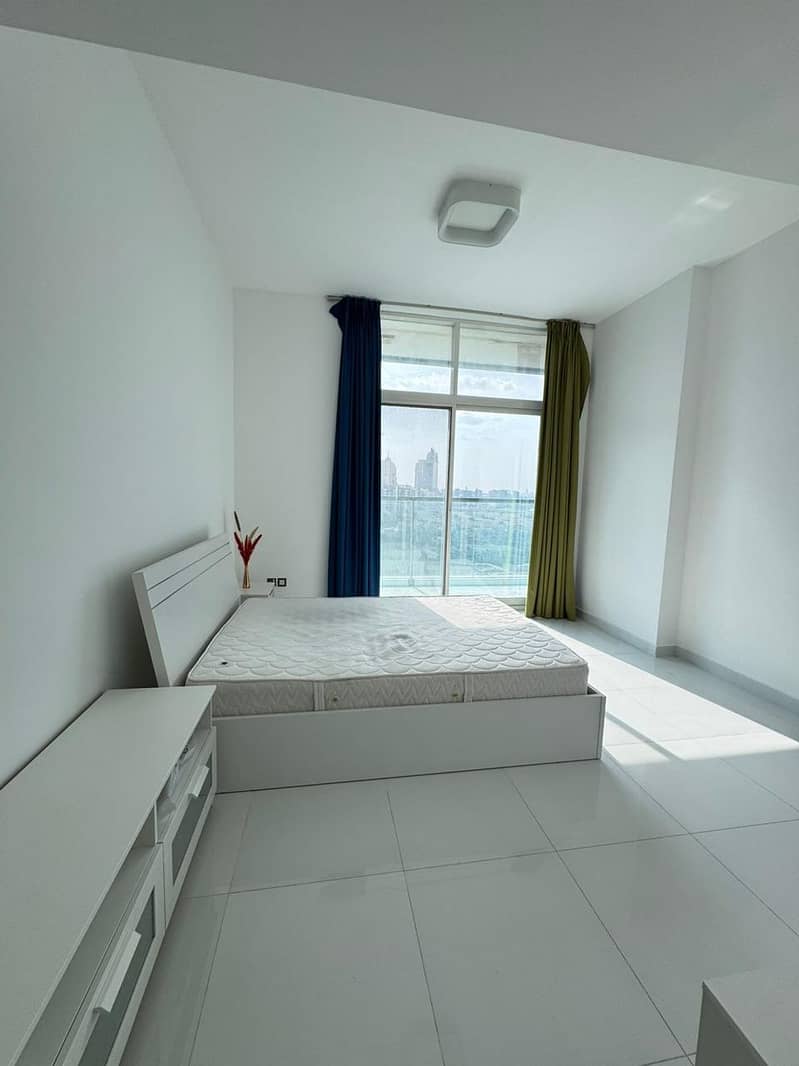 READY TO MOVE IN 2 BEDROOM APARTMENT