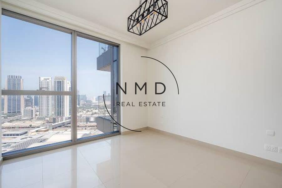 FULL BURJ KHALIFA VIEW | MODERN - Image 13