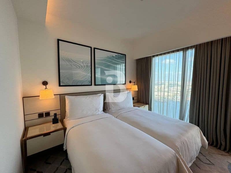 STUNNING CREEK VIEWS |SPACIOUS LAYOUT |HIGH FLOOR - Image 21