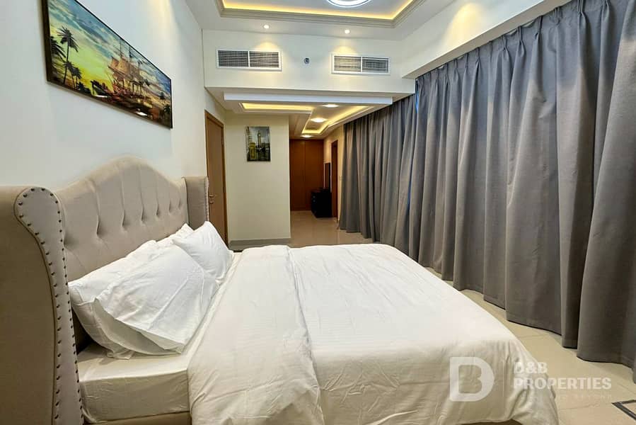 Upgraded | Stunning View | Available Immediately - Image 8