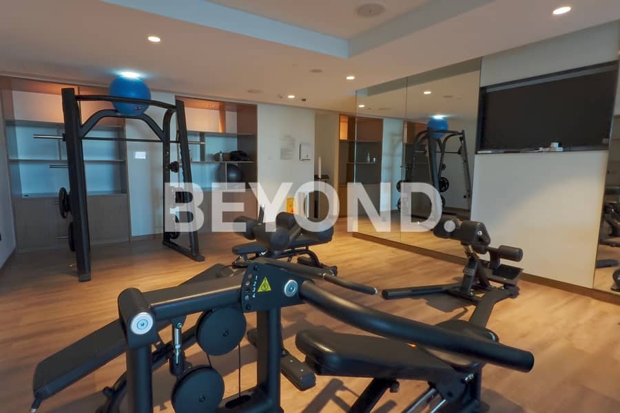 Burj Khalifa View | Upgraded | Large layout - Image 7