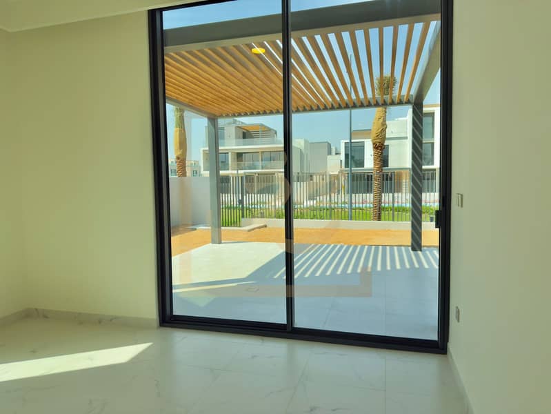 Vacant 5BR | Maid Room | Gaming Room