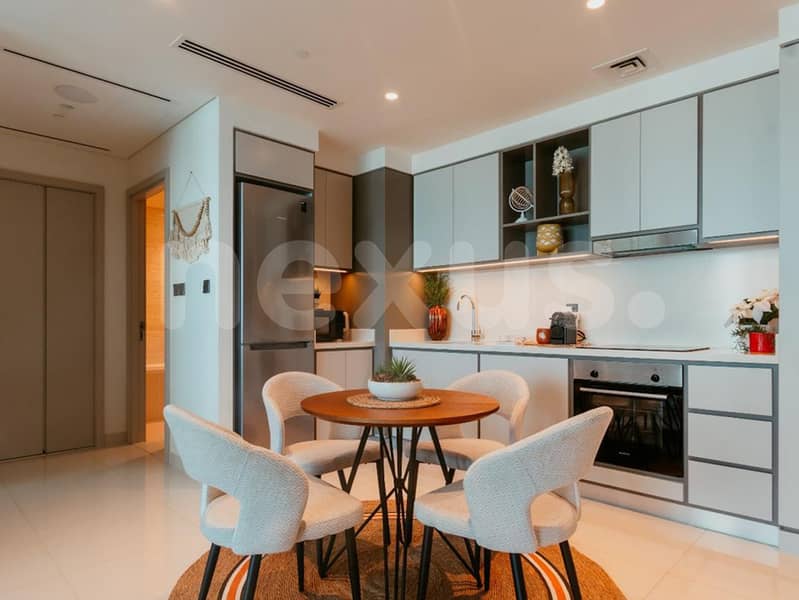 EXCLUSIVE | SEA VIEW | VACANT | FULLY FURNISHED - Image 7