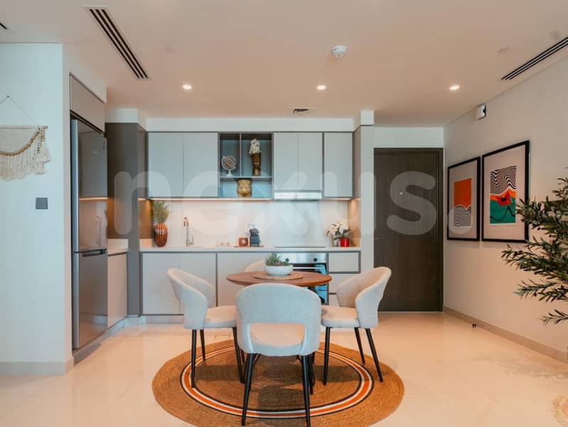 EXCLUSIVE | SEA VIEW | VACANT | FULLY FURNISHED - Image 8