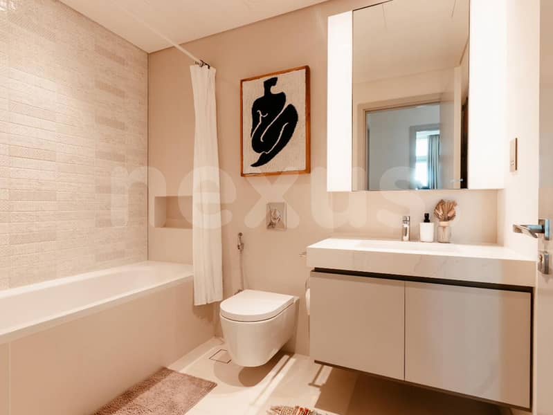 EXCLUSIVE | SEA VIEW | VACANT | FULLY FURNISHED - Image 17