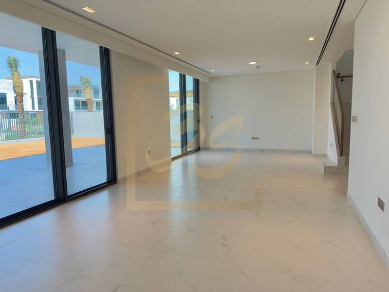 Vacant 5BR | Maid Room | Gaming Room - Image 7