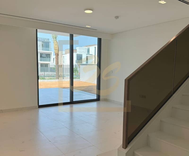 Vacant 5BR | Maid Room | Gaming Room - Image 10