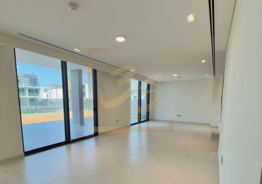 Vacant 5BR | Maid Room | Gaming Room - Image 19