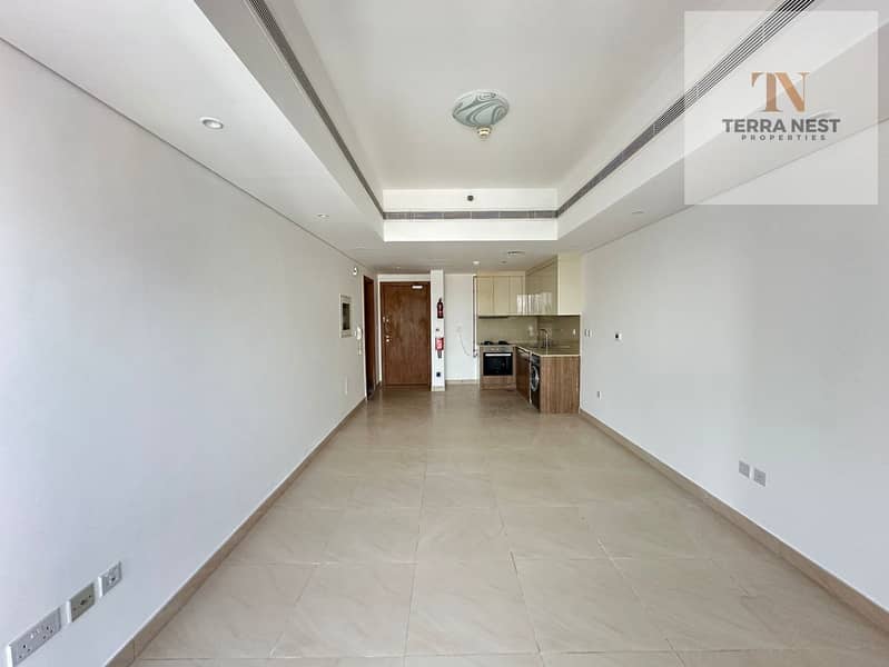 ELEGANT STUDIO | EQUIPPED KITCHEN | BRIGHT UNIT