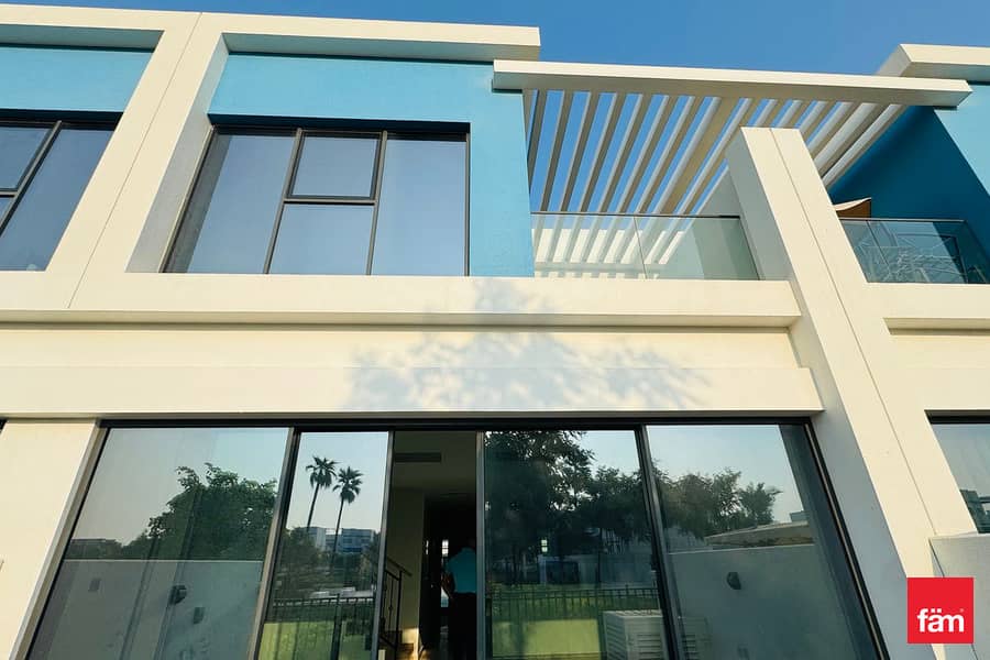 Brand New | Single Row | Call Now - Image 17