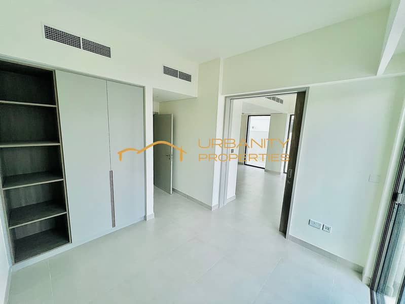 Spacious 4 BR Villa in Dubai with Community Swimming Pool and Gym - Image 6