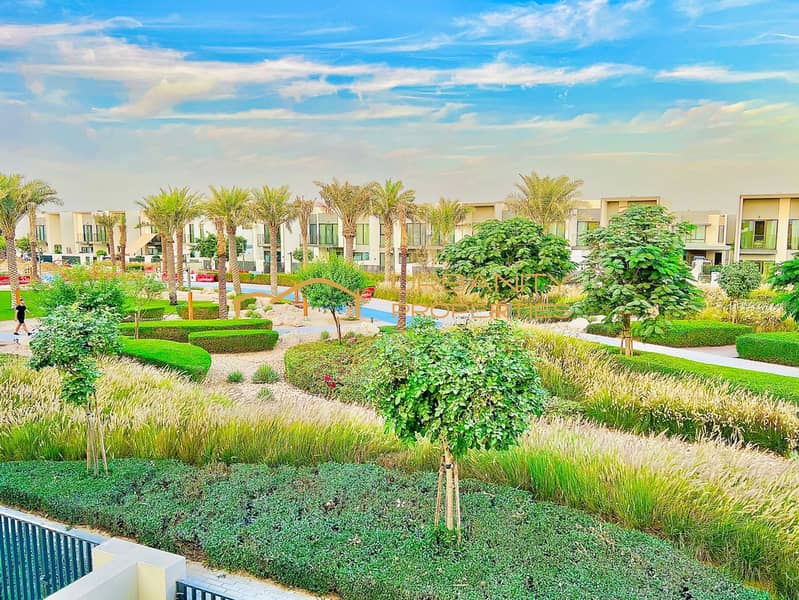 Spacious 4 BR Villa in Dubai with Community Swimming Pool and Gym - Image 27