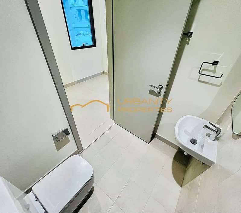 Spacious 4 BR Villa in Dubai with Community Swimming Pool and Gym - Image 19