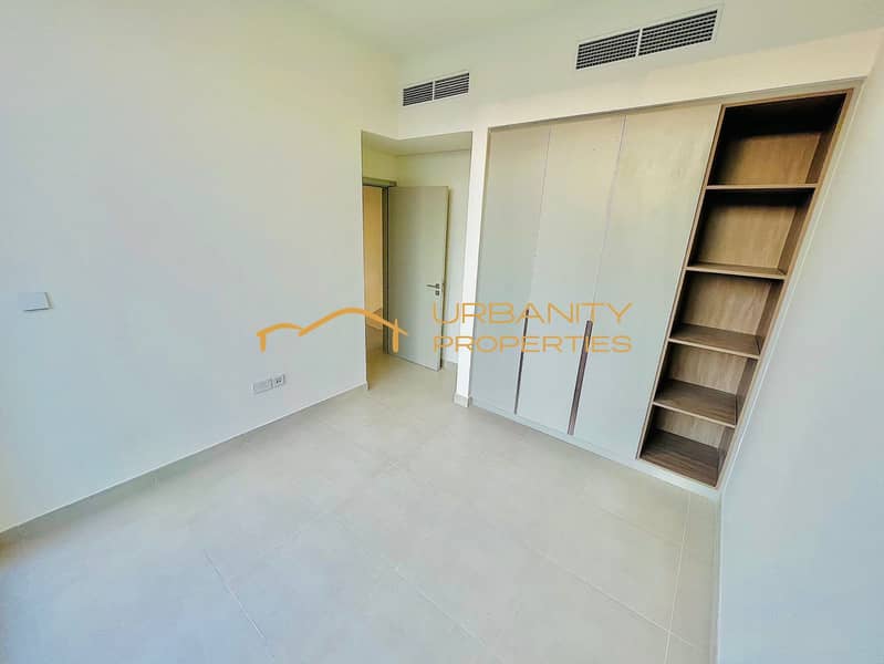 Spacious 4 BR Villa in Dubai with Community Swimming Pool and Gym - Image 12