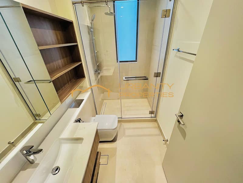 Spacious 4 BR Villa in Dubai with Community Swimming Pool and Gym - Image 22