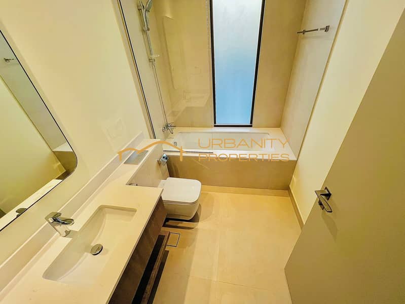 Spacious 4 BR Villa in Dubai with Community Swimming Pool and Gym - Image 23