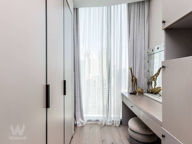 Luxury | High Floor | Iconic Views | Furnished - Image 11