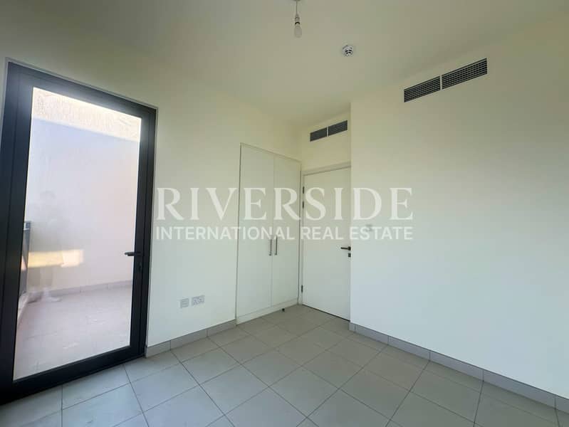 Single Row | Park backing | Vacant