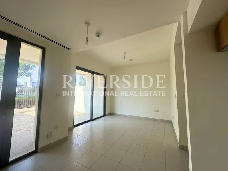 Single Row | Park backing | Vacant - Image 11