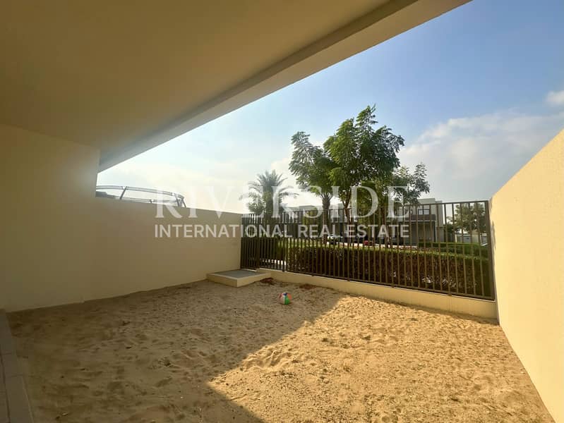 Single Row | Park backing | Vacant - Image 13