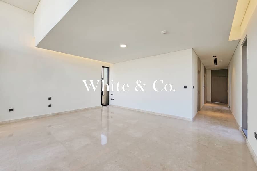 Vacant Now | D1 Modern | Best Location - Image 10