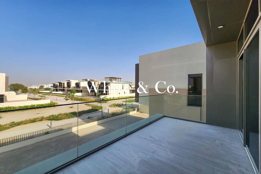 Vacant Now | D1 Modern | Best Location - Image 18