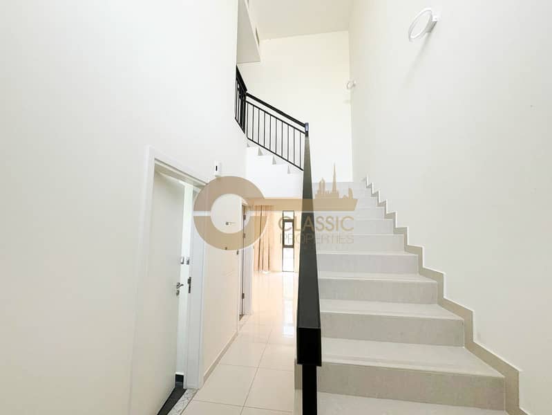 Spacious 3BR | Closed Kitchen | R2M Layout