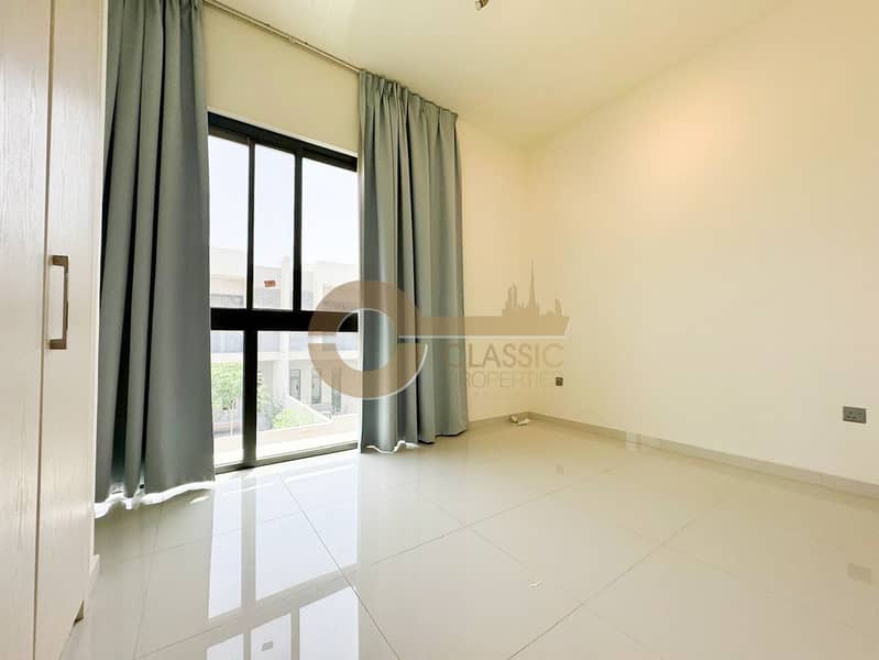 Spacious 3BR | Closed Kitchen | R2M Layout - Image 8