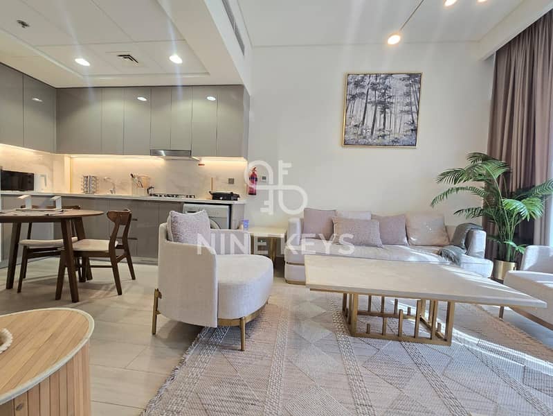 Ready to Move / Spacious Layout / Community View