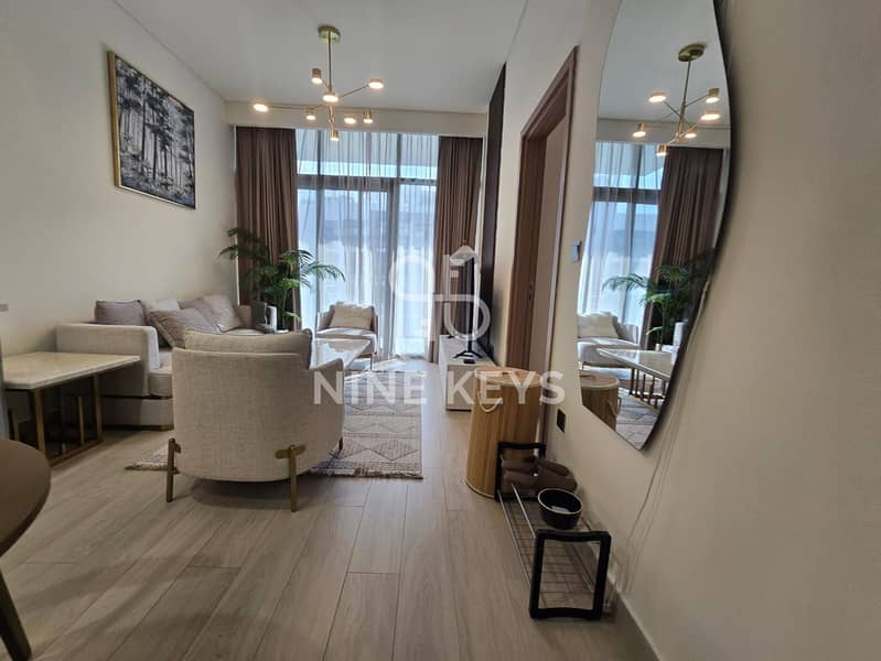 Ready to Move / Spacious Layout / Community View