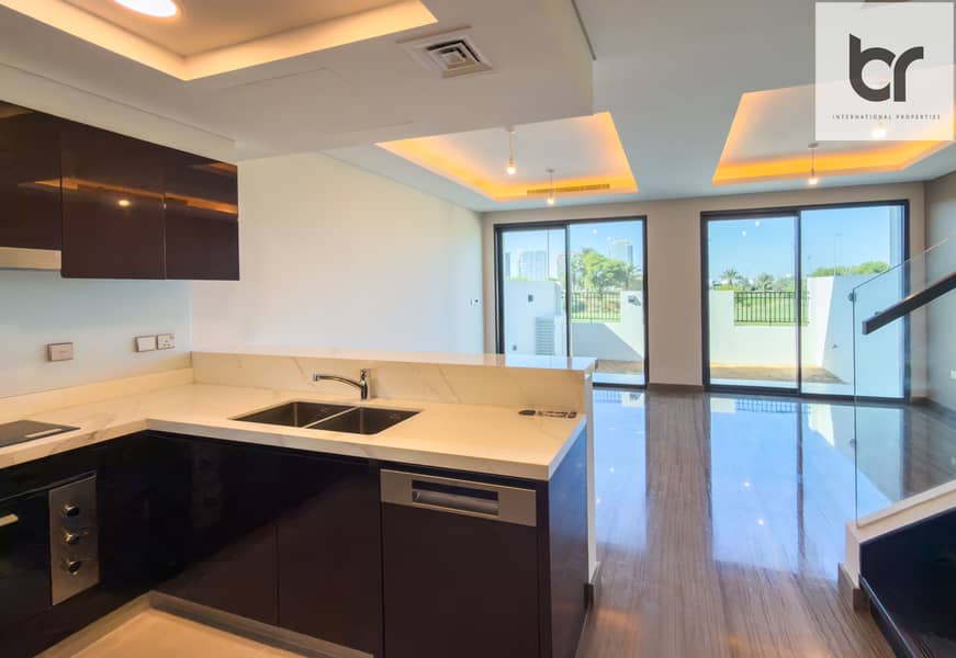 Brand New I Walking Distance to Trump Golf Club I Vacant - Image 7