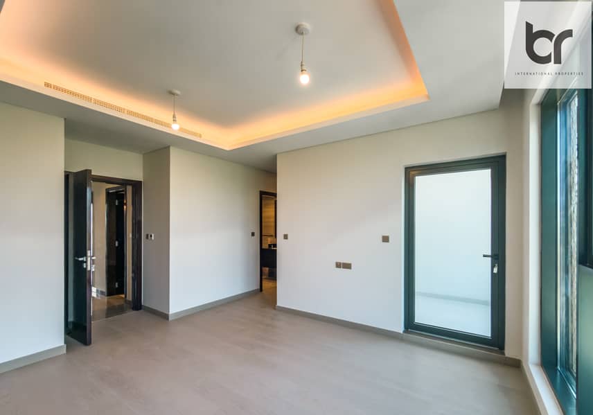 Brand New I Walking Distance to Trump Golf Club I Vacant - Image 14