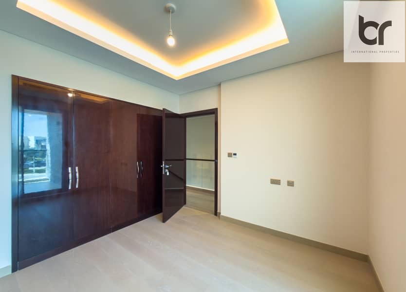 Brand New I Walking Distance to Trump Golf Club I Vacant - Image 19