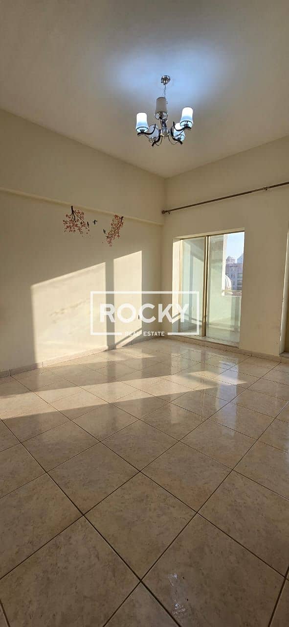 1 BR with Pool, Gym, Sauna in Bur Dubai - Image 6