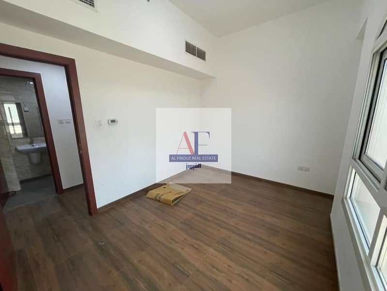 3 BHK + Maid Room | Fully Renovated | Vacant - Image 10