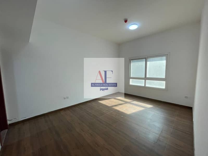 3 BHK + Maid Room | Fully Renovated | Vacant - Image 15