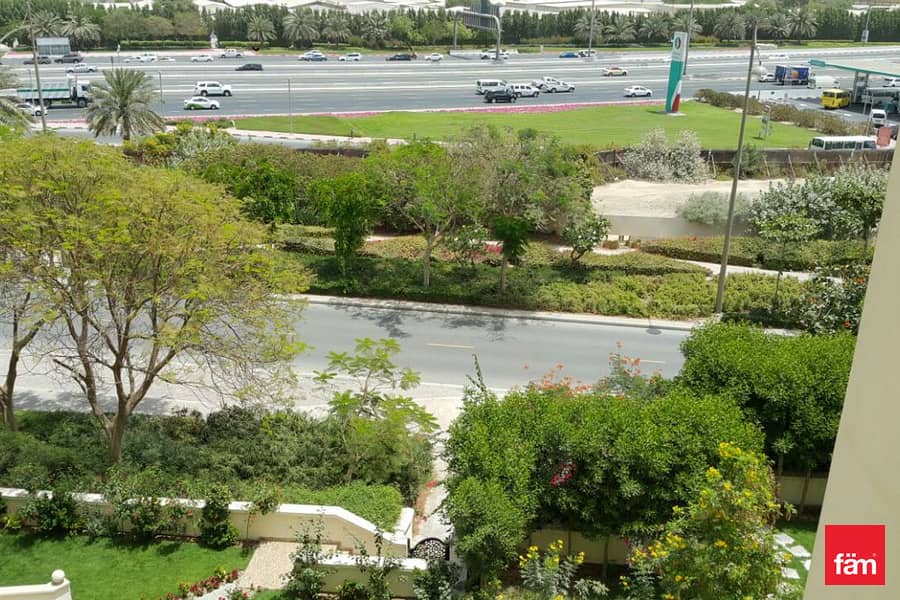 With Maids Room | Spacious | Unfurnished - Image 10