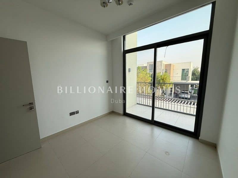 Vacant | Next to Pool and Park | View Today - Image 7