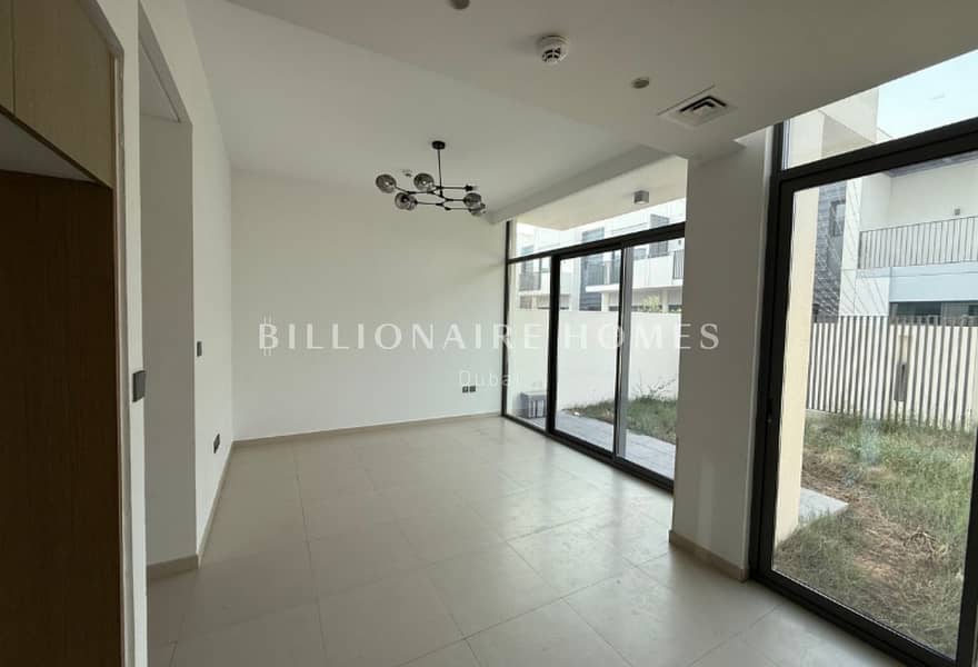 Vacant | Next to Pool and Park | View Today - Image 13