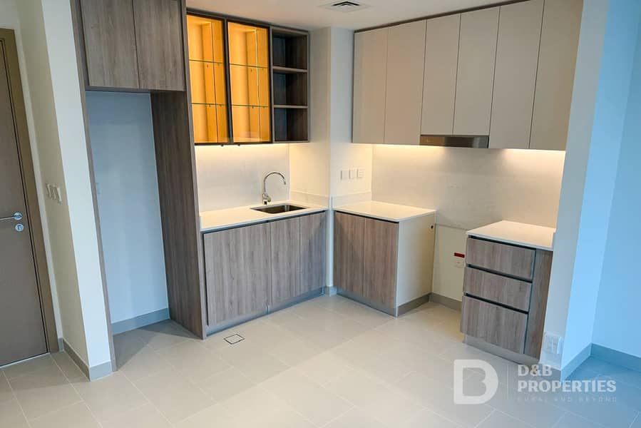 Park View | Middle Floor | Brand New