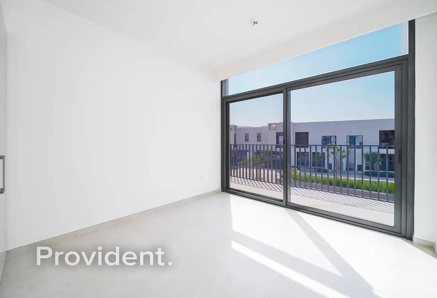 Single Row | Brand New | Best Location