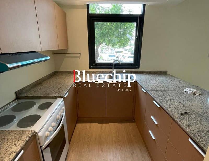 Spacious Living | Scenic Views | 2 Beds +STUDY - Image 10