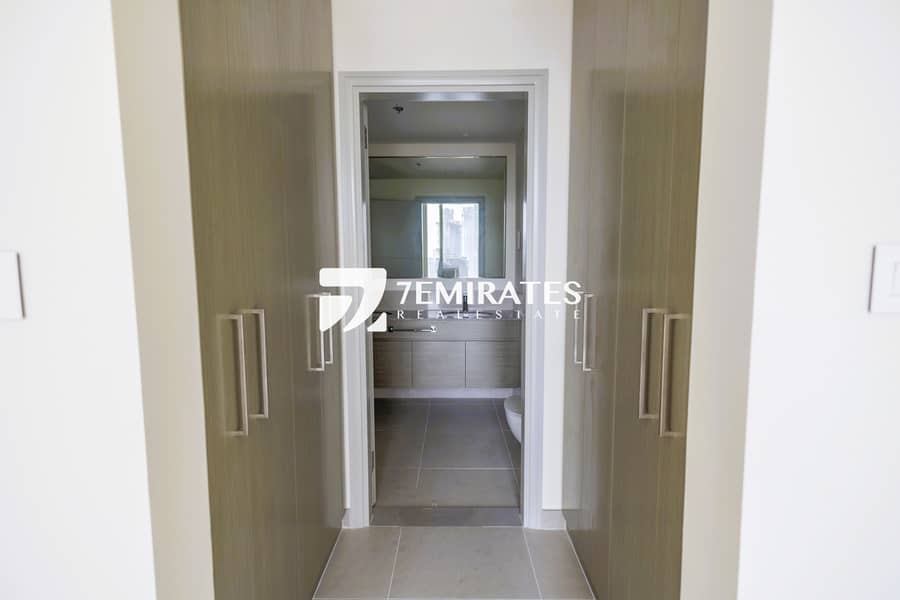 High Floor |Tenanted | Skyline and High-Rise Views - Image 12